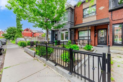 11 Alma Ave, Home with 3 bedrooms, 2 bathrooms and 1 parking in Toronto ON | Image 3