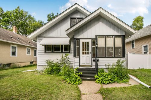 913 12th Ave S, Saint Cloud, MN, 56301-5249 | Card Image