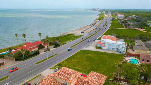 3645 Ocean Dr, Corpus Christi, TX, 78411-1342 | Card Image