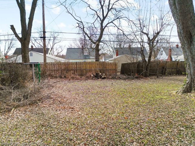 20488 Fleetwood Dr, House other with 4 bedrooms, 2 bathrooms and null parking in Harper Woods MI | Image 26