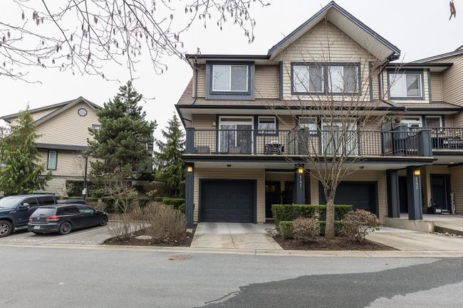 141 - 13819 232 Street, Townhouse with 3 bedrooms, 2 bathrooms and 3 parking in Maple Ridge BC | Image 2