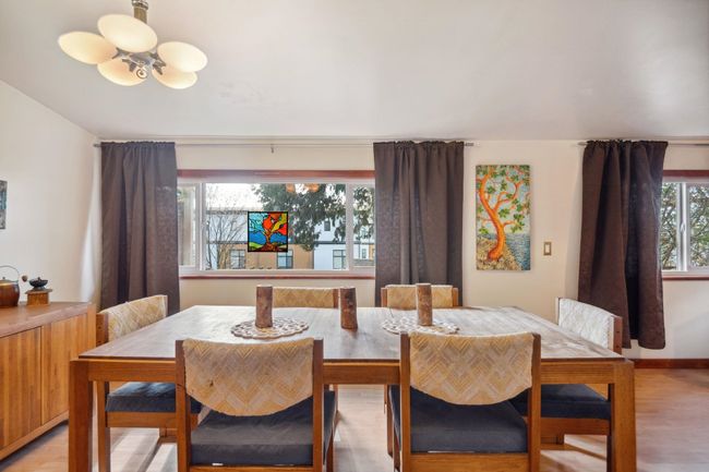 1216 Edinburgh St, House other with 5 bedrooms, 3 bathrooms and 2 parking in New Westminster BC | Image 12