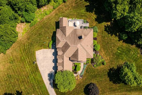 127 Wynnridge Dr, Rutland, VT, 05701-4698 | Card Image