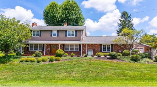 101 Debbie Ln, Saint Clairsville, OH, 43950-1207 | Card Image