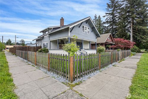 832 N Pearl St, Centralia, WA, 98531-4753 | Card Image