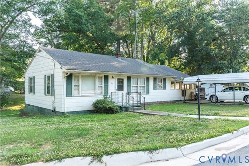 201 W 3rd St, South Hill, VA, 23970-3703 | Card Image