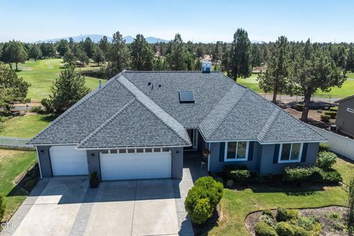 4318 Sw Tommy Armour Ct, Redmond, OR, 97756-7968 | Card Image