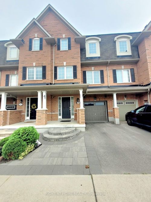 1575 Bruny Ave, Pickering, ON, L1X0C5 | Card Image