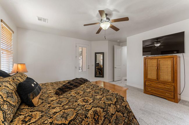 Primary Bedroom | Image 19