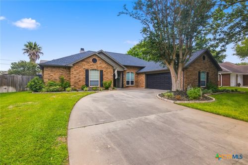 206 Windy Way Dr, Victoria, TX, 77904-3407 | Card Image