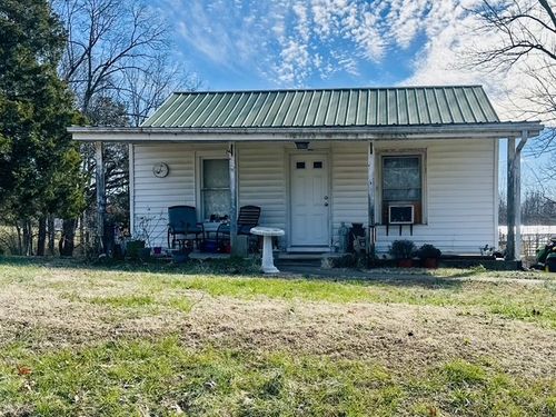 127 Antioch Rd, Bumpus Mills, TN, 37028-6002 | Card Image