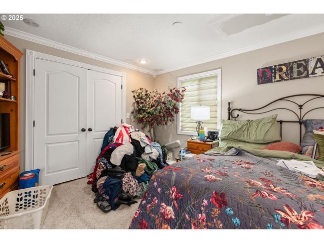 270 Se Robin Way, House other with 3 bedrooms, 2 bathrooms and 2 parking in Gresham OR | Image 22