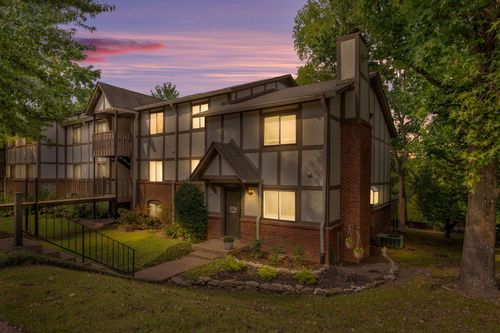 5320 Edmondson Pike, Nashville, TN, 37211-5805 | Card Image