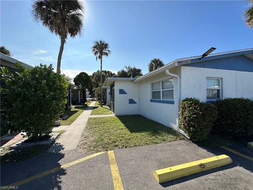 apt-6-40 Willis Rd, North Fort Myers, FL, 33917-5305 | Card Image