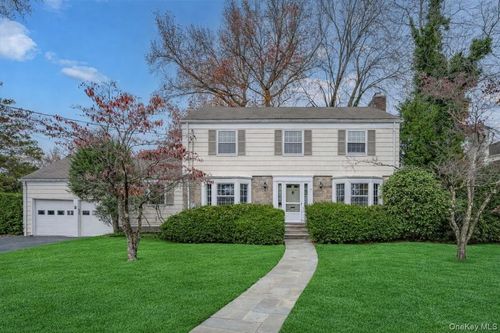 2 Homer Ave, Larchmont, NY, 10538-1640 | Card Image