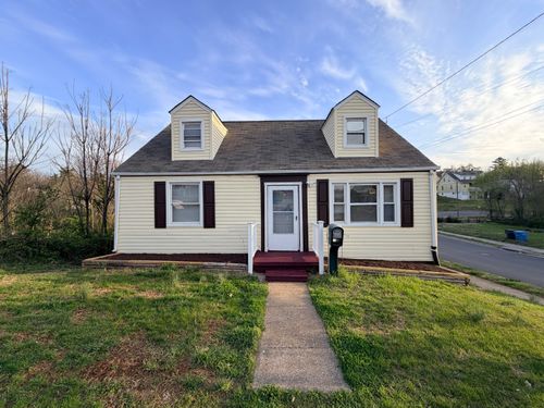 2001 Hanover Ave Nw, Roanoke, VA, 24017-4031 | Card Image