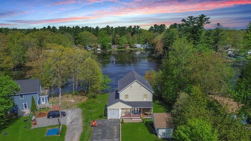 8 Dulcies Point Rd, Kingston, NH, 03848-3309 | Card Image
