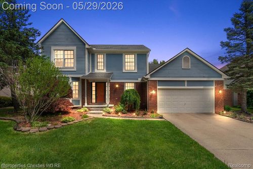 3210 Davenport Ln, Rochester Hills, MI, 48309-4284 | Card Image