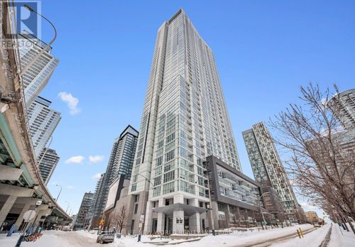 3611-75 Queens Wharf Rd, Toronto, ON, M5V0J8 | Card Image