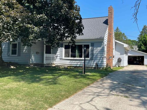 1004 Falkirk Rd, Alma, MI, 48801-1439 | Card Image