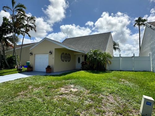 17 Tara Lakes Dr E, Boynton Beach, FL, 33436-6755 | Card Image