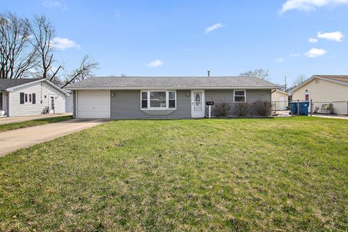 59 Hanson Dr, Bourbonnais, IL, 60914-1105 | Card Image