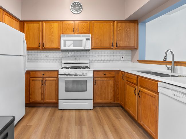 1874 Wisteria Dr, Townhouse with 2 bedrooms, 2 bathrooms and 1 parking in Aurora IL | Image 10