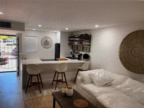 apt-d109-20201 Ne 29th Ct, Aventura, FL, 33180-2046 | Card Image