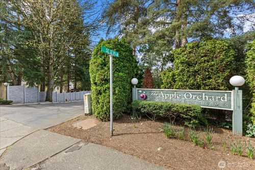 c3-14130 Se 17th Pl, Bellevue, WA, 98007-6030 | Card Image