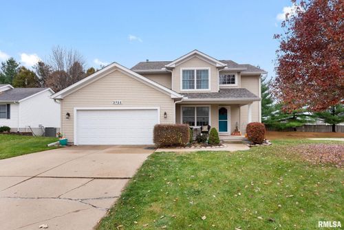 2723 E 58th St, Davenport, IA, 52807-3540 | Card Image