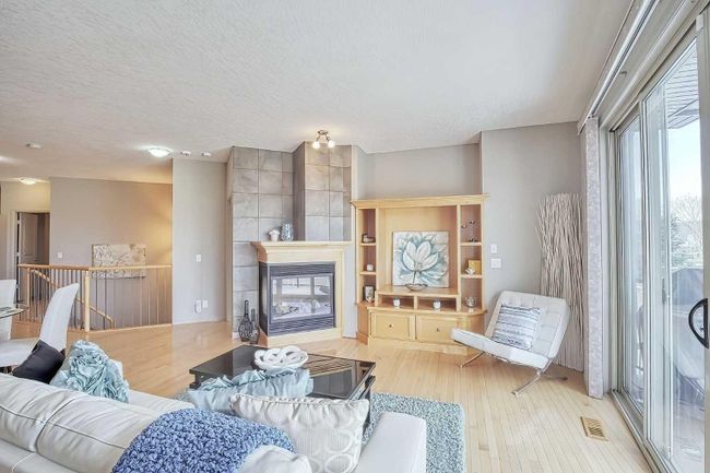 135 Everglade Way Sw, Home with 2 bedrooms, 2 bathrooms and 4 parking in Calgary AB | Image 18