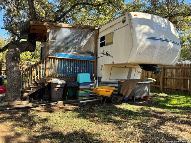507 W Clark St, House other with 2 bedrooms, 1 bathrooms and null parking in Canyon Lake TX | Image 14