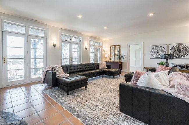 2177 Hidden Valley Cres, House other with 4 bedrooms, 3 bathrooms and 9 parking in Kitchener ON | Image 43
