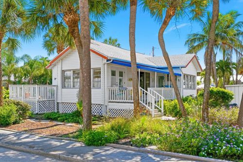 106 14th Ave, ST PETE BEACH, FL, 33706-4209 | Card Image