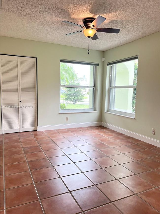 9271 Arborwood Cir, House other with 2 bedrooms, 2 bathrooms and null parking in Davie FL | Image 13