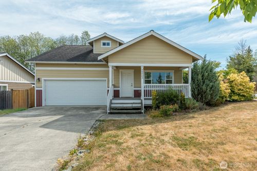 28603 74th Dr Nw, Stanwood, WA, 98292-8133 | Card Image
