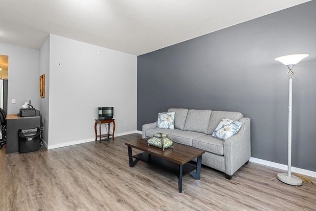 405 - 285 Newport Drive, Condo with 1 bedrooms, 1 bathrooms and 1 parking in Port Moody BC | Image 11