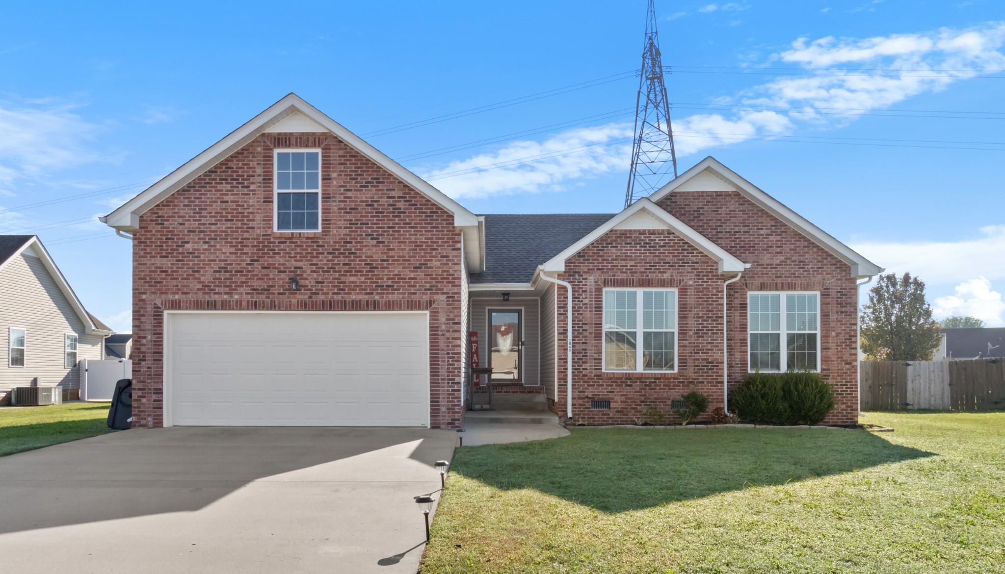 Chardea Dr, Clarksville, TN 37040