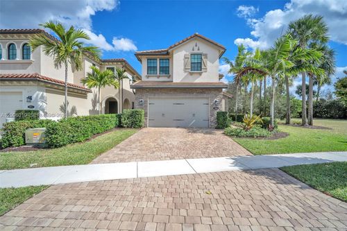 865 Sw 113th Ln, Pembroke Pines, FL, 33025-4835 | Card Image