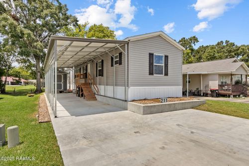 211 Watermark Dr, Lafayette, LA, 70501-5423 | Card Image