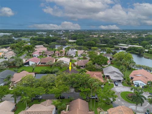 2330 Dover, Weston, FL, 33326-2324 | Card Image