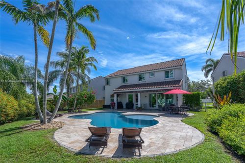 1055 Cedar Falls Dr, Weston, FL, 33327-1727 | Card Image