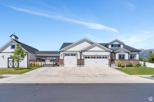 583 E Parker Pl, Vineyard, UT, 84059-5646 | Card Image