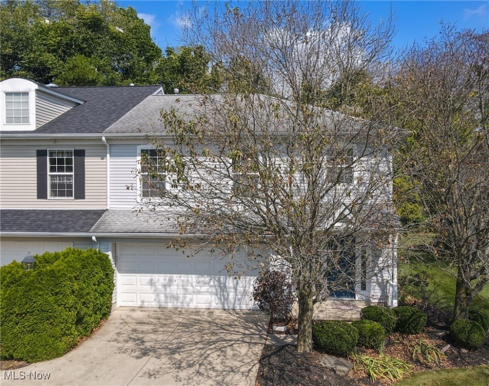 Greentree Cir, Medina, OH 44256