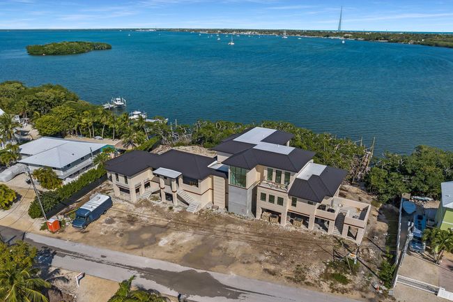 Expansive Views from this Estate Home | Image 5
