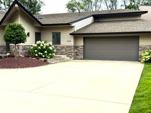 2992 W Palmer Ave, La Porte, IN, 46350-7053 | Card Image