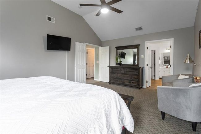23210 W 45 Th St, House other with 4 bedrooms, 5 bathrooms and null parking in Shawnee KS | Image 17