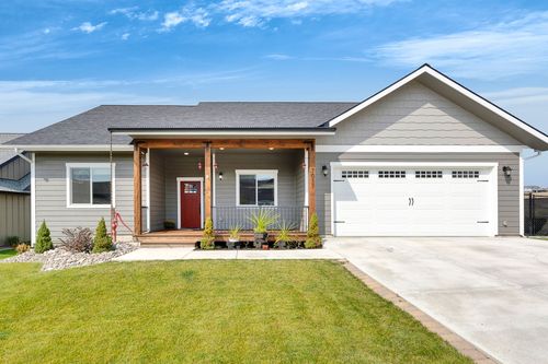 7037 Max Dr, Missoula, MT, 59803-5800 | Card Image