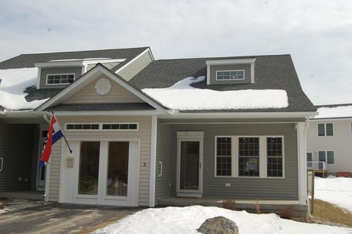 11b-2 Chesterfield Lane, Londonderry, NH, 03053 | Card Image