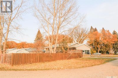 348 Myrtle Ave, House other with 4 bedrooms, 2 bathrooms and null parking in Yorkton SK | Image 3